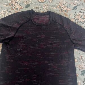 lululemon athletica Black and Red Short Sleeve Tee